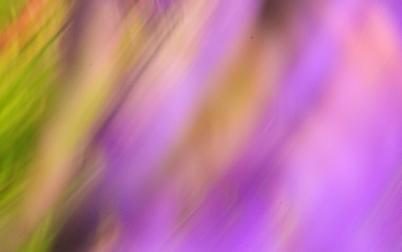 Acuareladeluzvioletaverdeamarelareduced